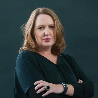 Paula Hawkins Net Worth