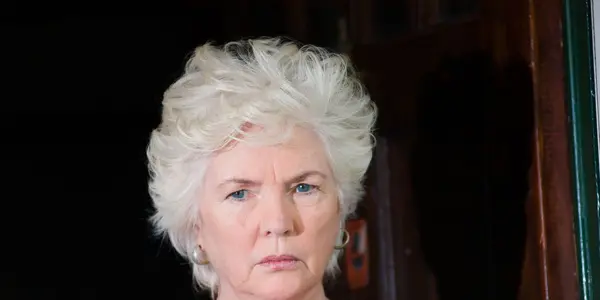 Fionnula Flanagan
