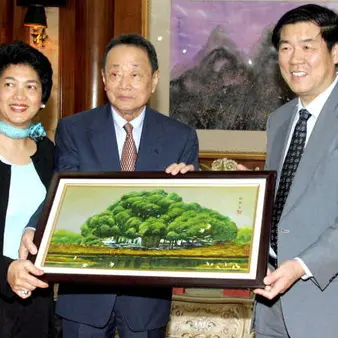 Robert Kuok Net Worth