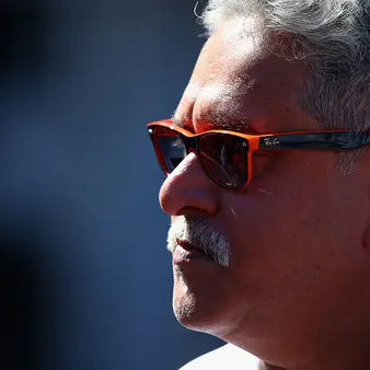 Flashy Billionaire Known As "India's Richard Branson" Hides From Arrest Warrant In U.K.