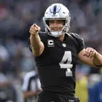 Derek Carr Just Signed An Extension Worth More Than $40 Million Per Season