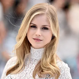 Erin Moriarty Net Worth