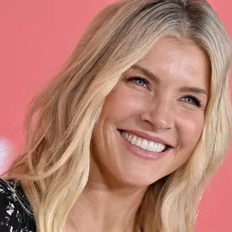 Amanda Kloots Net Worth