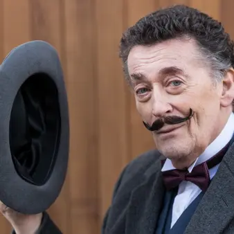 Robert Powell Net Worth