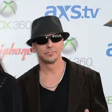 Scott Rockenfield Net Worth