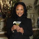 Lynn Whitfield Net Worth