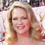 Leann Hunley Net Worth