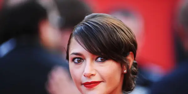 Emma de Caunes