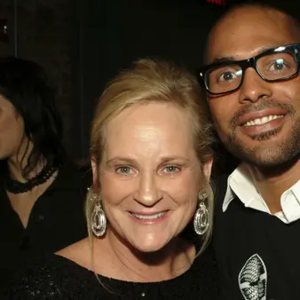 Nancy Walton Laurie Net Worth