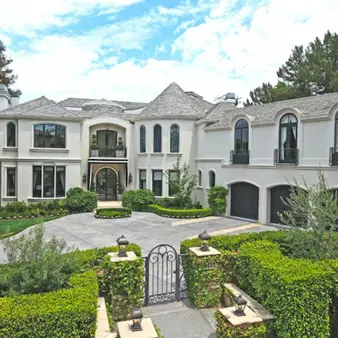 DJ Khaled Scores $9.9 Million Mansion From Robbie Williams