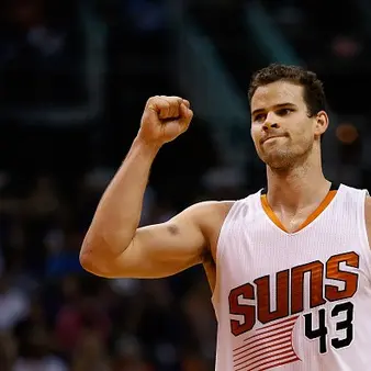 Kris Humphries Signs $24M Deal With Brooklyn Nets