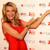 Thanks To A Unique Scheduling Quirk, Vanna White Might Have The Greatest Job In Human History