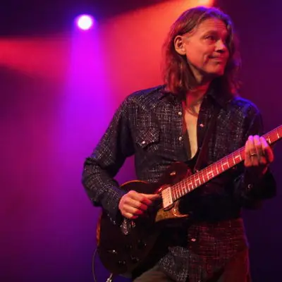 Robben Ford