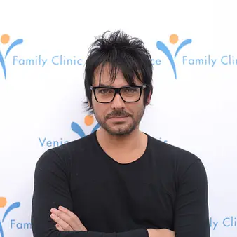 Beto Cuevas Net Worth