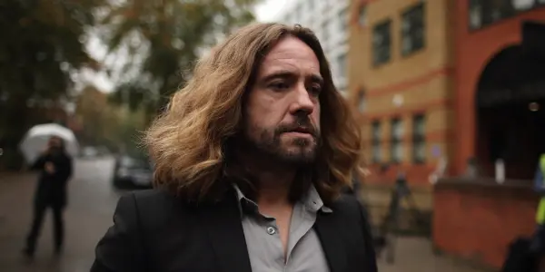 Justin Lee Collins