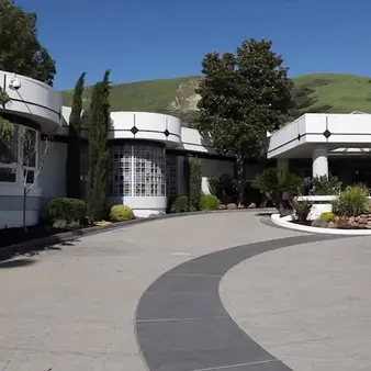 Video Tour Of The $20 Million Hammer Time Mansion That Bankrupted MC Hammer