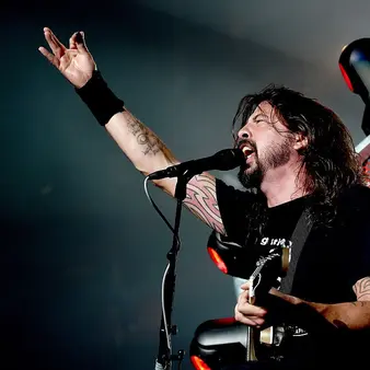 So You Want To Hire Your Favorite Band To Play Your Birthday Party… This Is How To Do It (And How Much It Will Cost)