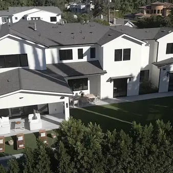 Nick And Vanessa Lachey List Lavish Encino Estate Less Than A Year After Buying It