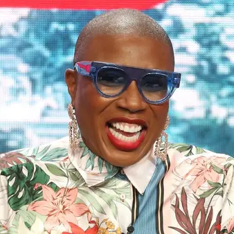 Aisha Hinds Net Worth