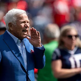 Robert Kraft Just Sold A Minority Stake Of The New England Patriots At A Whopping $9 Billion Valuation