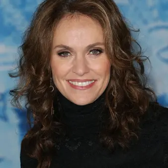 Amy Brenneman Net Worth
