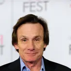 Steve Railsback Net Worth