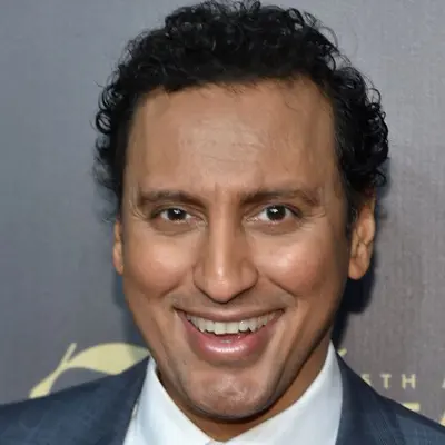 Aasif Mandvi