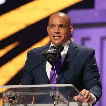 Robert Smith Net Worth