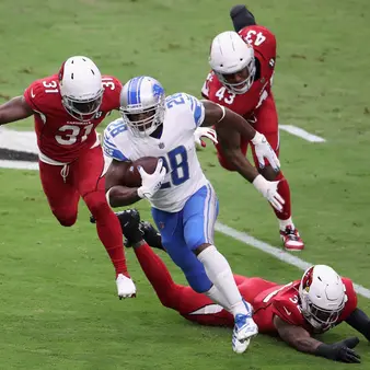 Adrian Peterson Reportedly Owes $8.3 Million To A Pennsylvania Loan Company