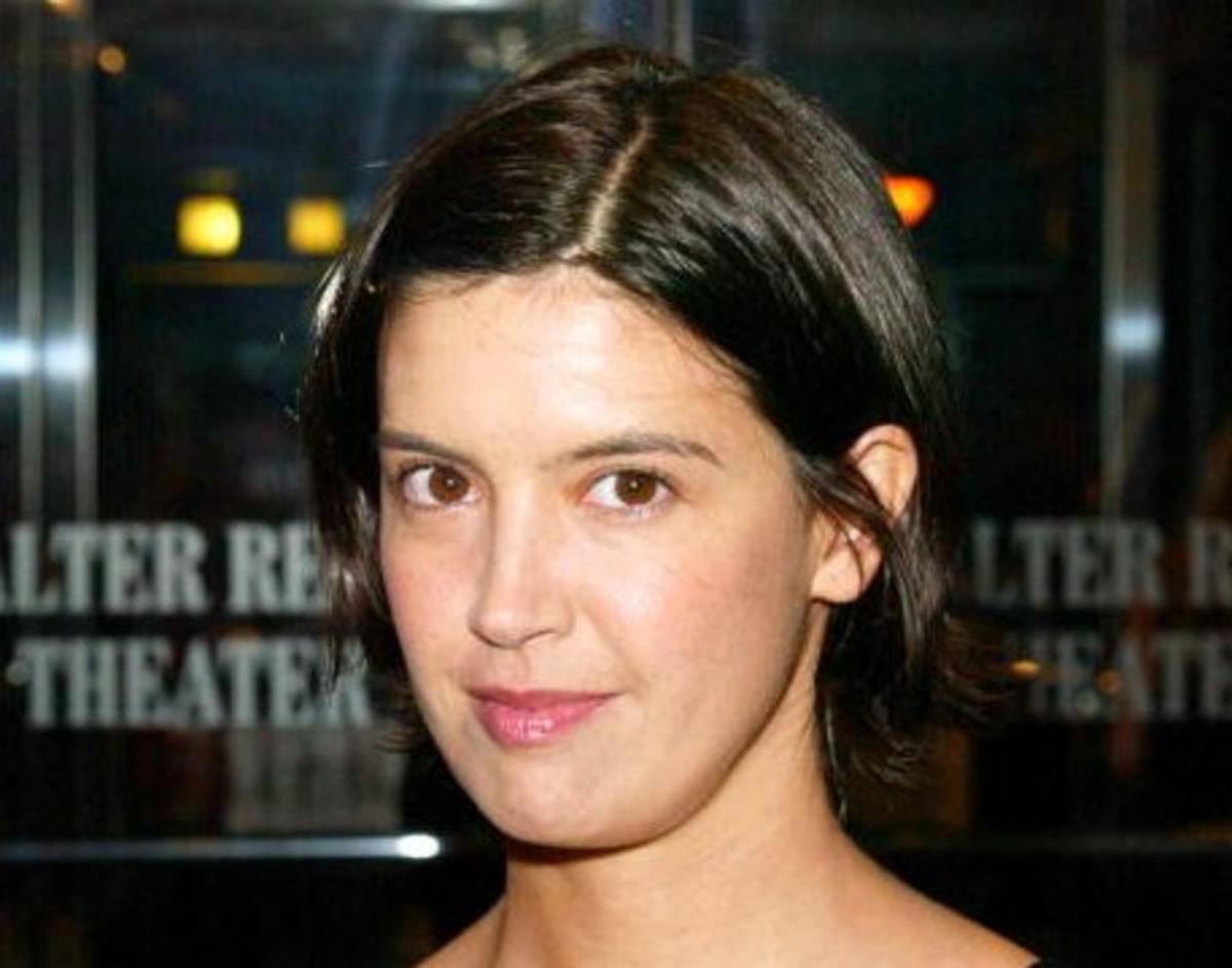 Pics phoebe cates Why Phoebe