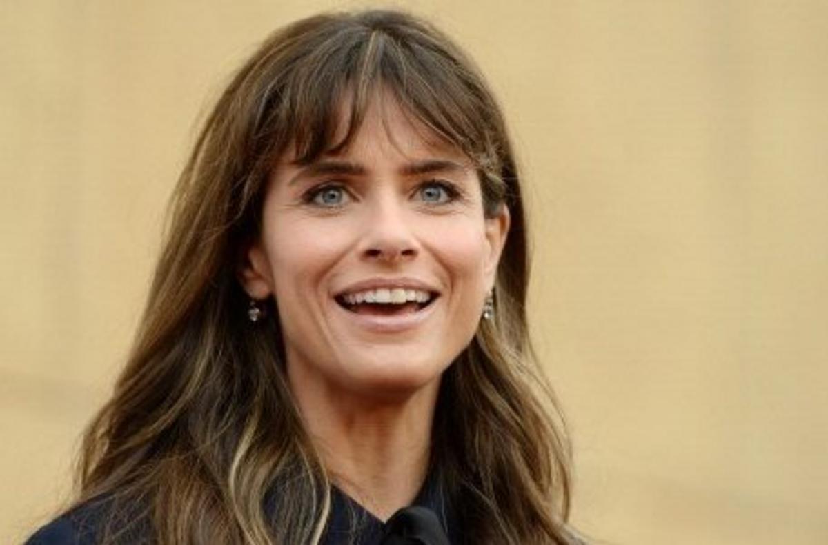 Amanda Peet 