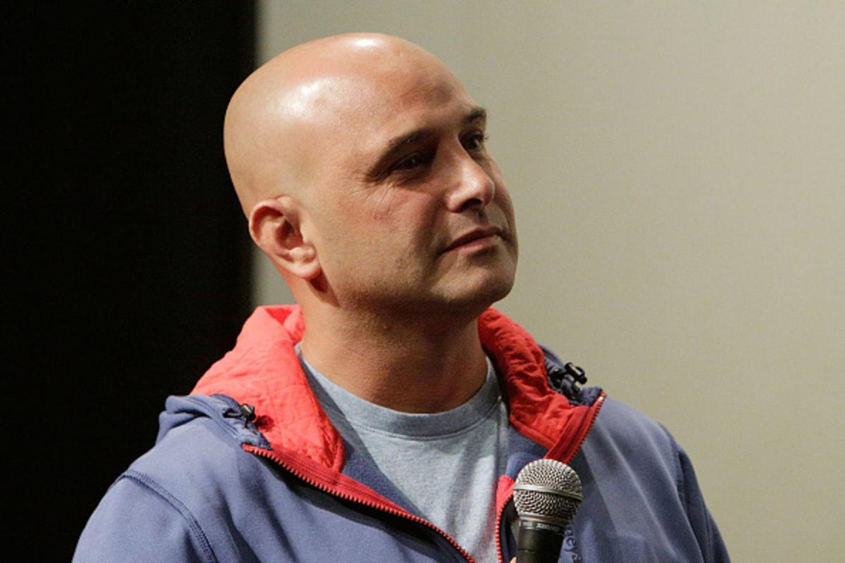 how much money does craig carton make