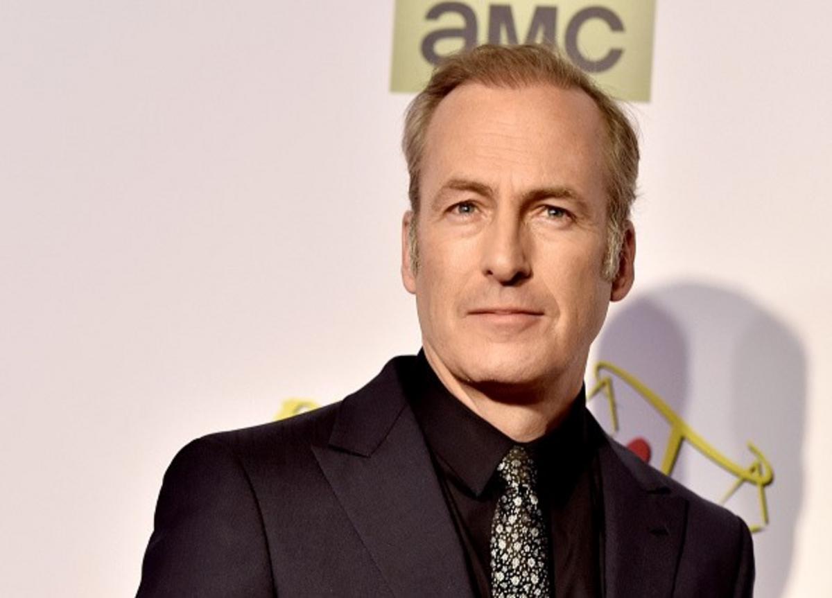 Relación entre estatura y rostro: caras de altos y de bajos. - Página 10 Bob-Odenkirk