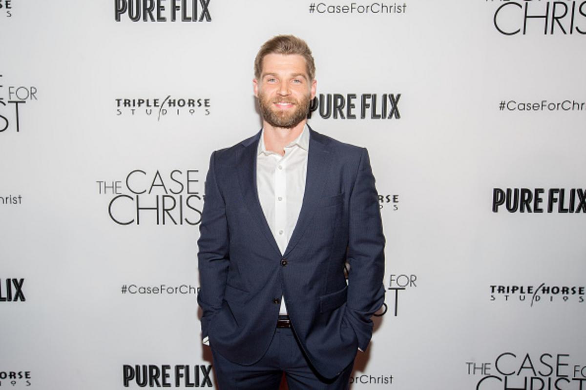 Mike Vogel Net Worth Celebrity Net Worth