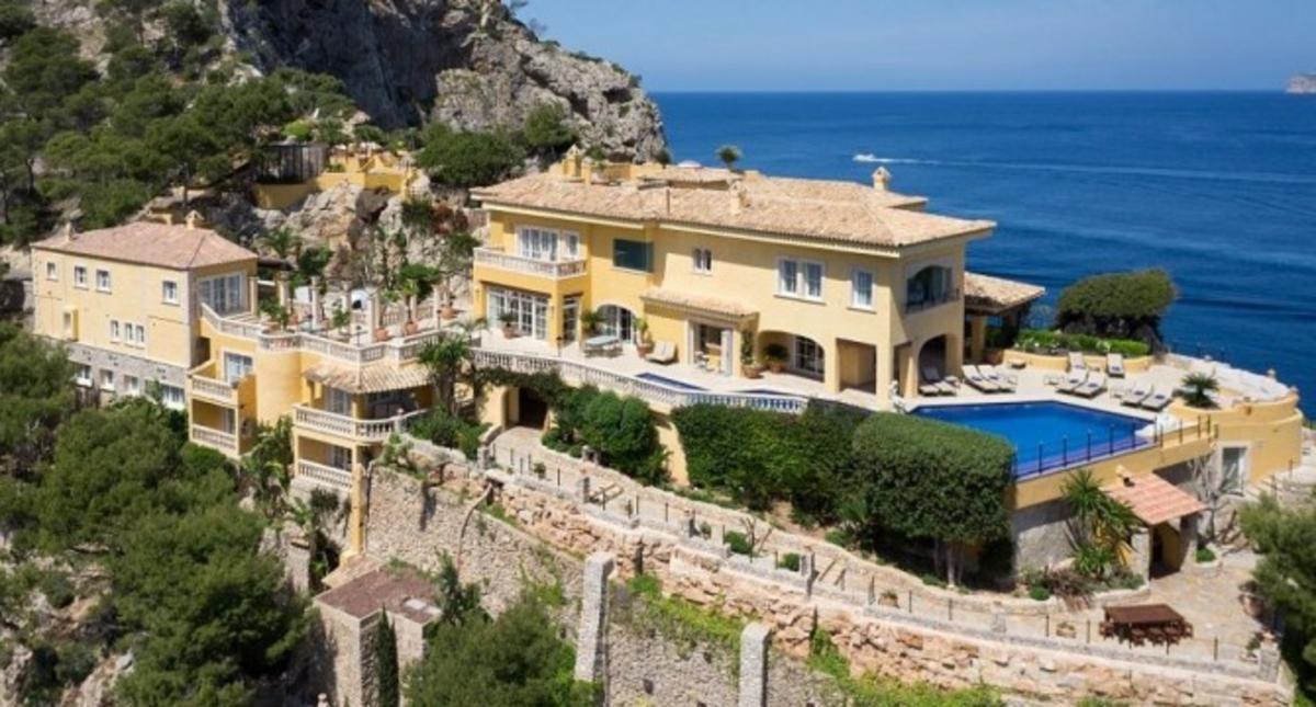 This 50 Million Villa In Mallorca Is Exactly Why I Want To Be Extremely Rich Someday Celebrity Net Worth