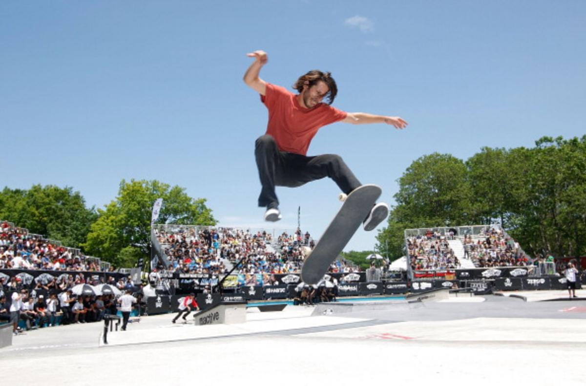 stefan janoski skateboarding