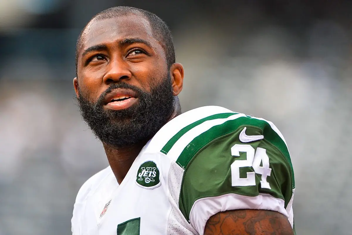 darrelle-revis-just-signed-one-of-the-most-enviable-contracts-in-nfl-history-celebrity-net-worth