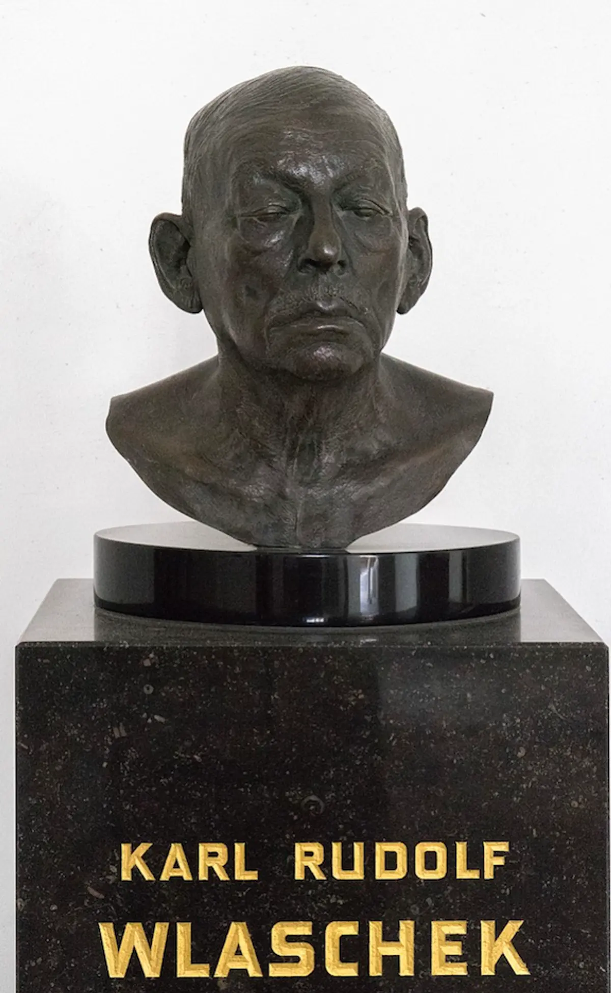 Austrian Tycoon Karl Wlaschek Dies At The Age Of 97 Former Jazz Pianist And Rags To Riches Multi Billionaire Celebrity Net Worth