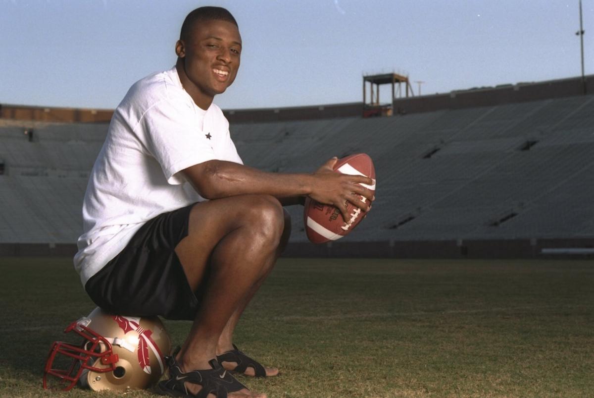 Ex-NFL RB Warrick Dunn Donates 173rd Home to Single Parent Through