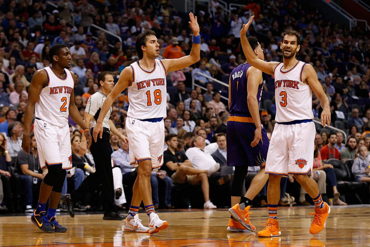How do the New York Knicks remain the most valuable NBA team despite a  miserable last 20 years?