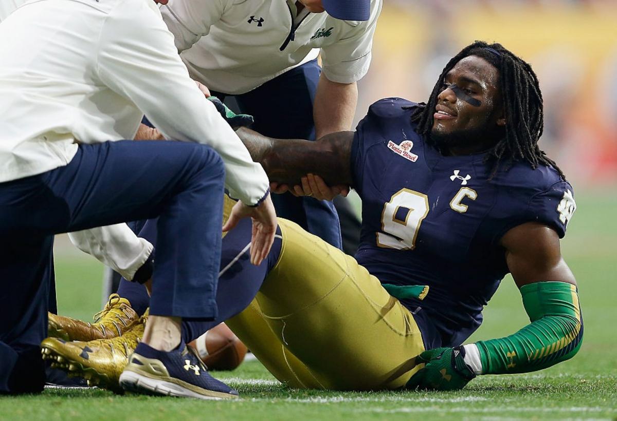 LB Jaylon Smith  Irish football, Fighting irish football, Norte dame  football