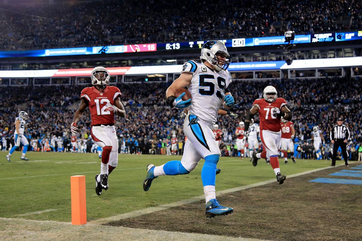 Panthers' Kuechly highest-paid MLB after extension