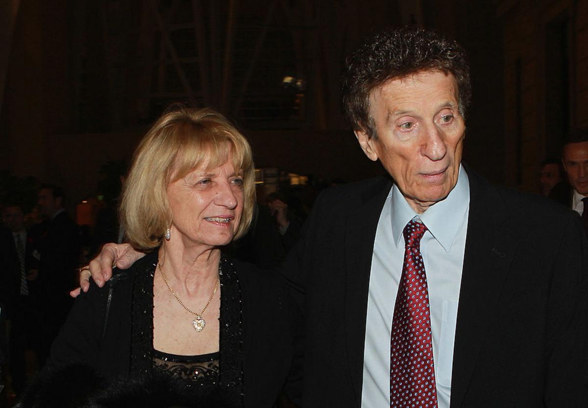 Billionaire Little Caesars Founder Mike Ilitch Dead At 87 Celebrity Net Worth