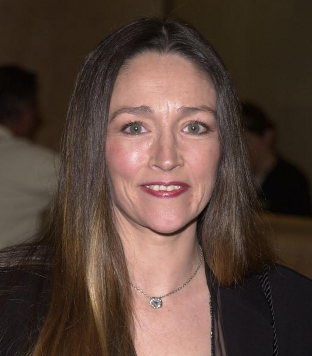 Olivia hussey net worth