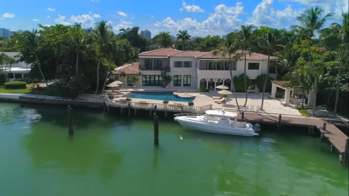 Dwyane Wade Lists Miami Beach Mansion For 32 5 Million Celebrity Net Worth