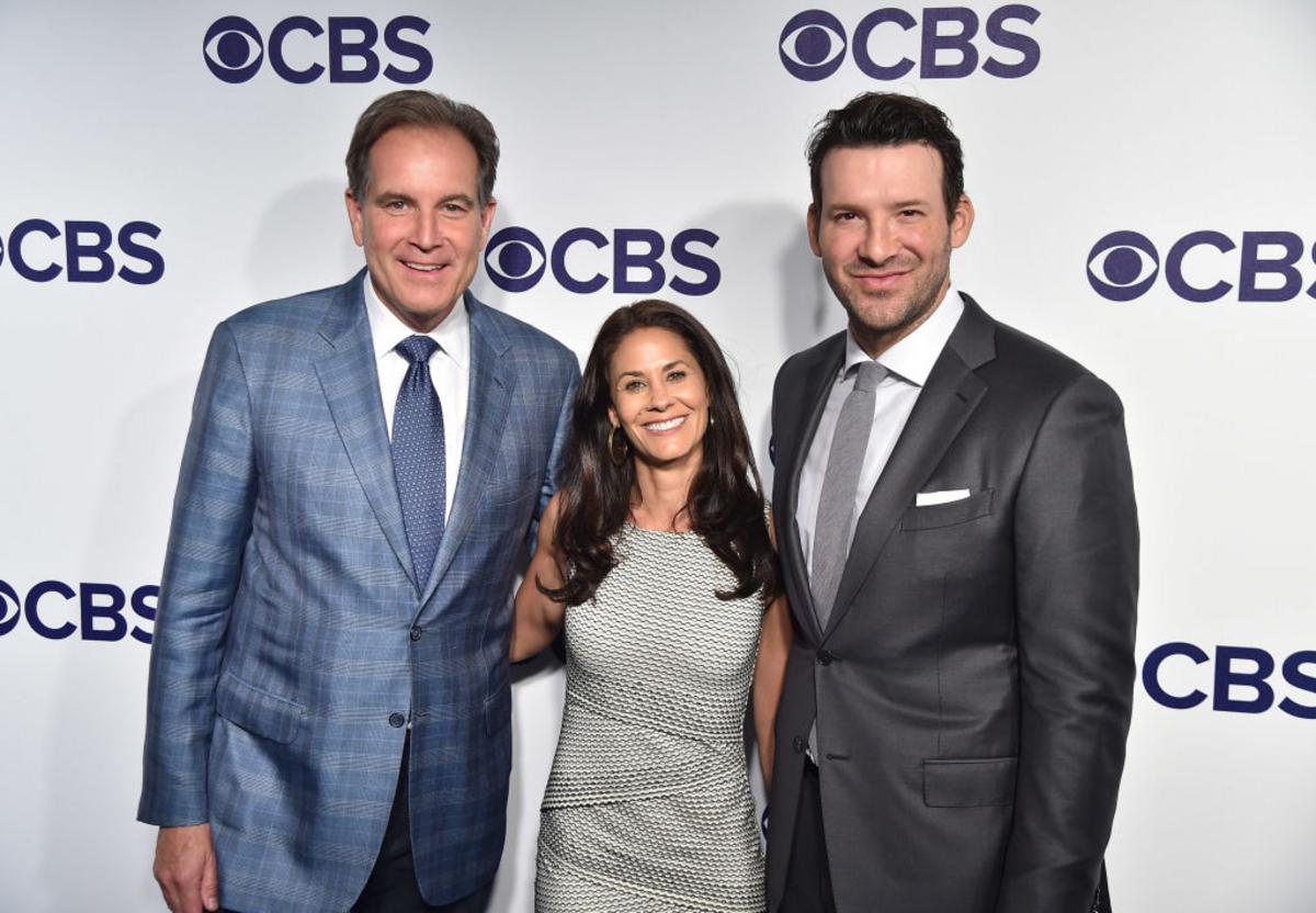 Tom Brady's contract with Fox reportedly worth more than Tony Romo, Troy  Aikman TV deals