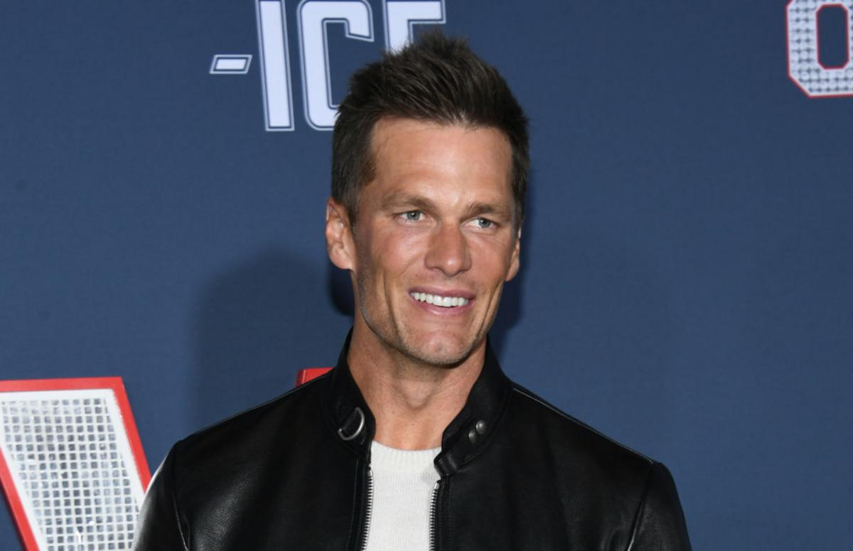 Raiders news: Tom Brady ownership group and many fans are into it