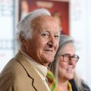 Robert Loggia