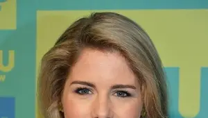 Emily Deschanel Net Worth | Celebrity Net Worth