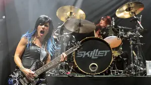 Jen Ledger Net Worth | Celebrity Net Worth